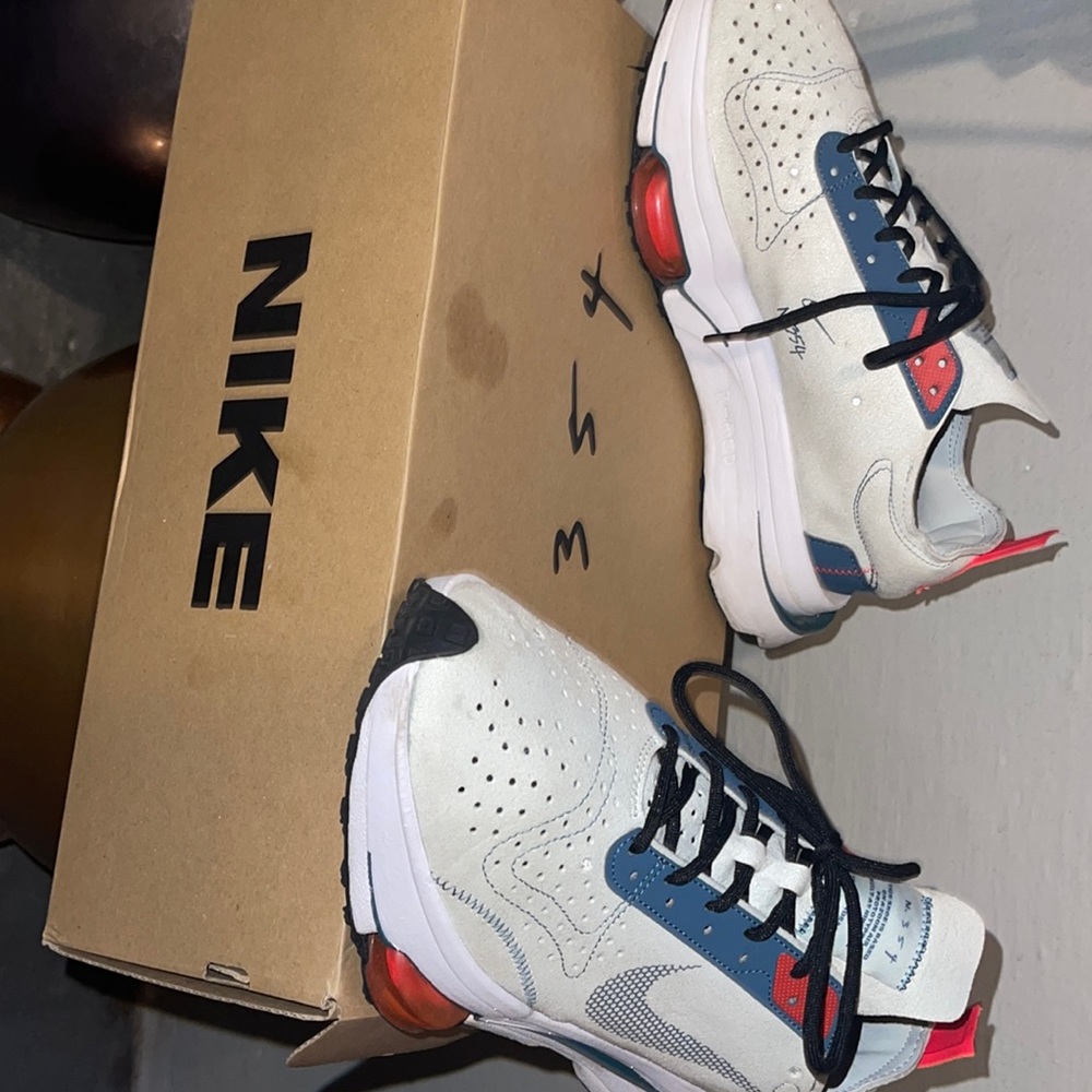 UNISEX NIKE AIR ZOOM- TYPE 354s WORN TWICE‼️‼️‼️‼️